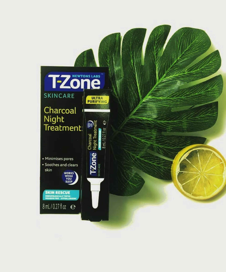 Gel-tri-tham-ban-dem-than-hoat-tinh-Tzone-Skincare-Charcoal-Night-Treatment-8ml-4111.jpg