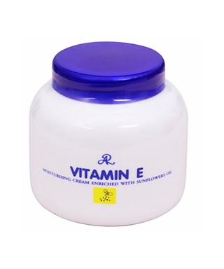 kem-duong-am-duong-trang-da-vitamin-e-aron-thai-lan